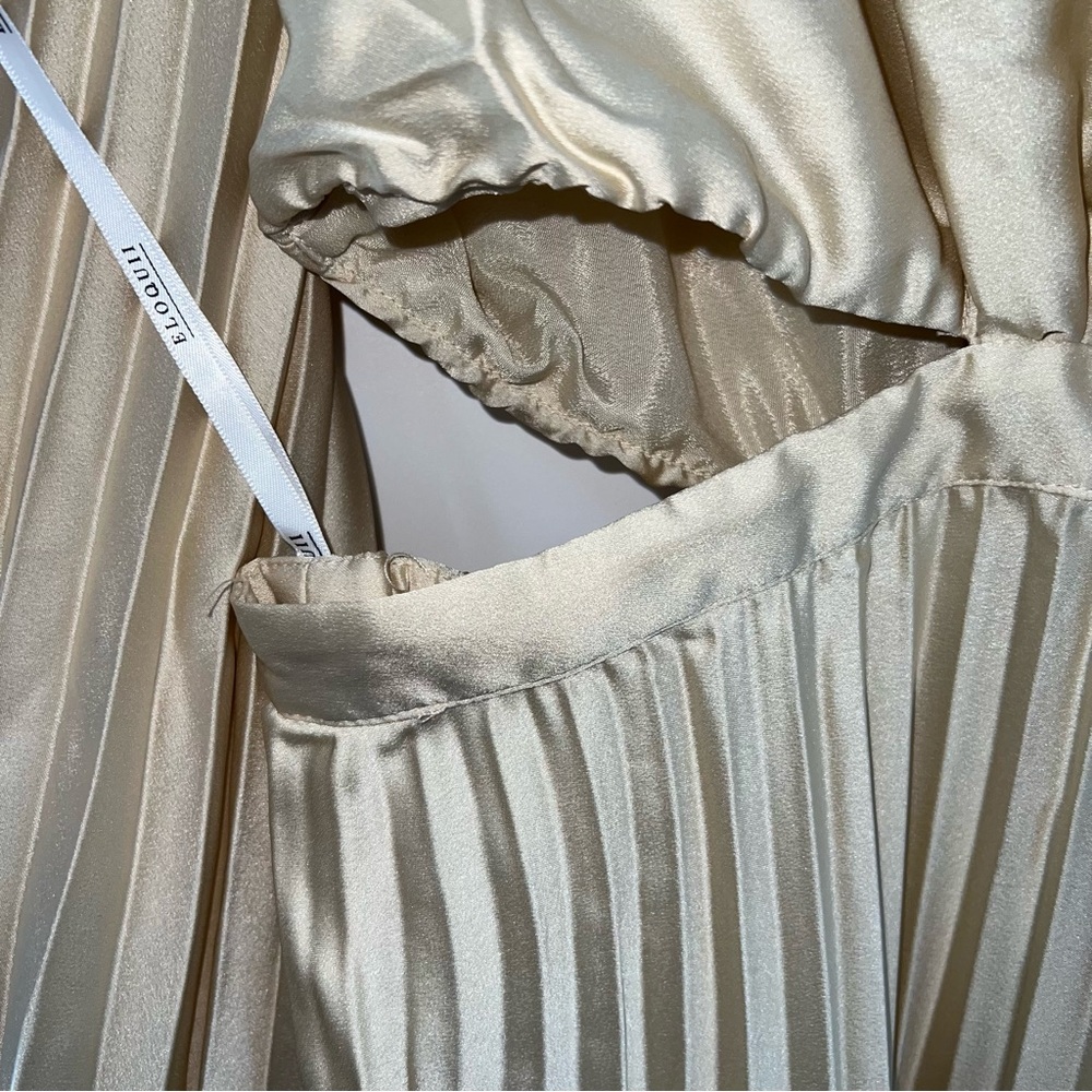 Eloquii Pleated Satin Midi Gown with Cutouts in Wood Ash size 14 NWT - Picture 5 of 9